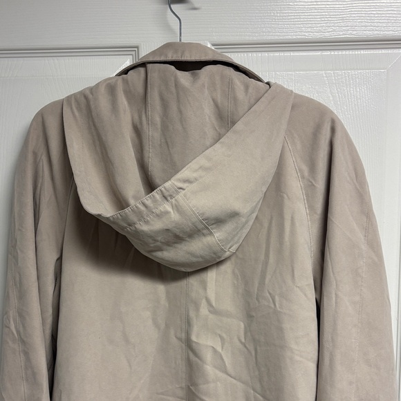 London Fog Women's Beige Trench Coat - Picture 9 of 15